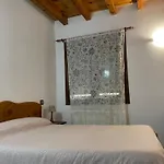 Higueras Y Olivos Candeleda