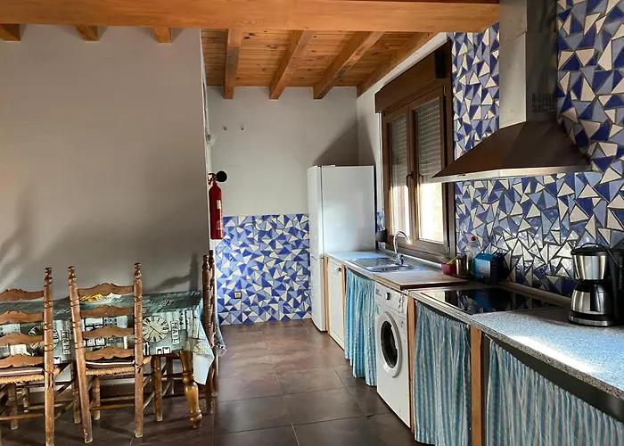 Higueras Y Olivos 칸델레다