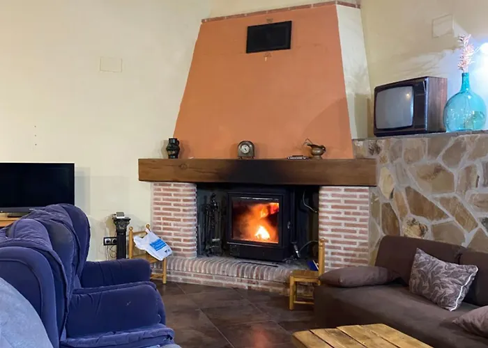 Higueras Y Olivos 펜션 칸델레다