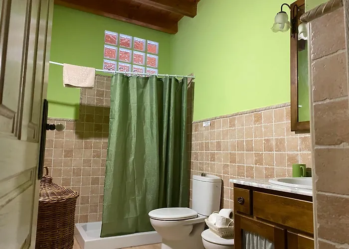 Higueras Y Olivos 펜션 칸델레다